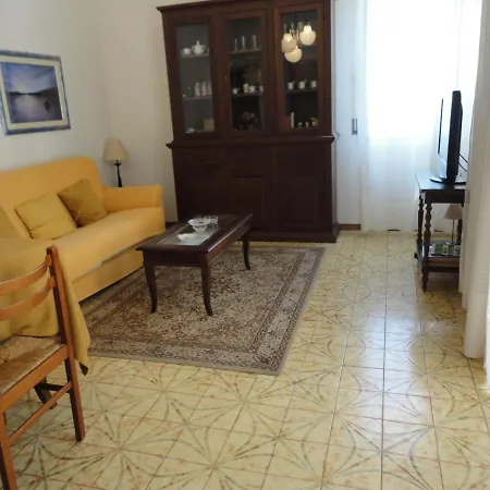 Vicino Al Mare Apartment